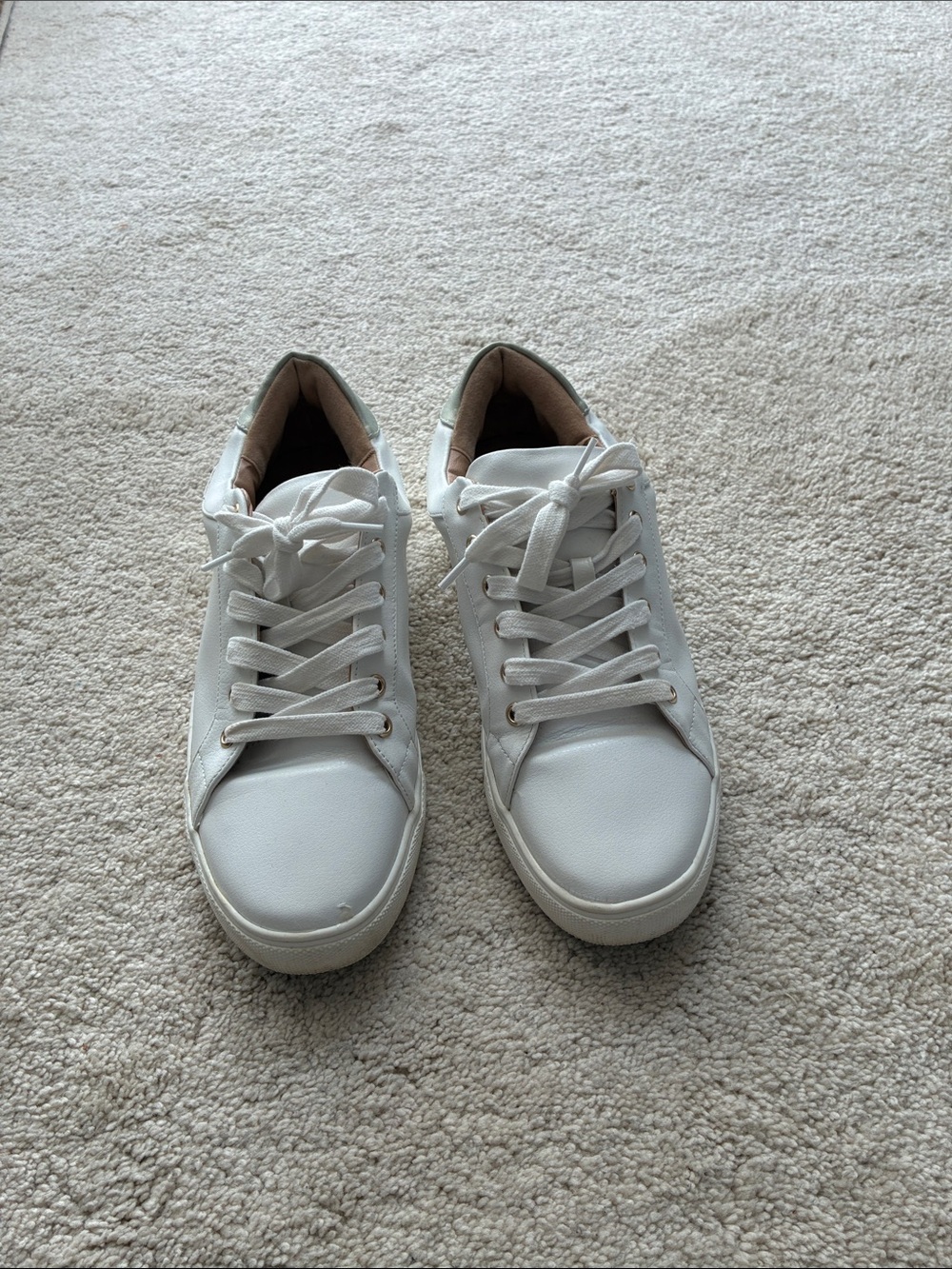 LOFT White Low-Top Lace-Up Sneakers